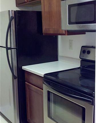 5th image of 61 Fern Oak Cir APT 202
