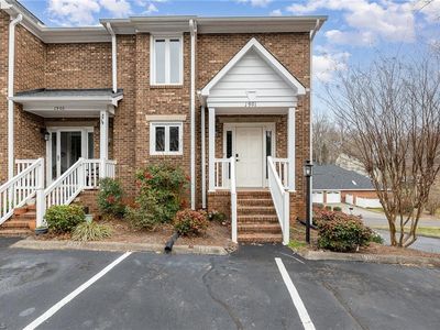 1901 Winding Ridge Rd, Winston Salem, NC, 27127