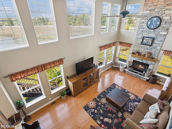 5th image of 3121 Braeburn Ct