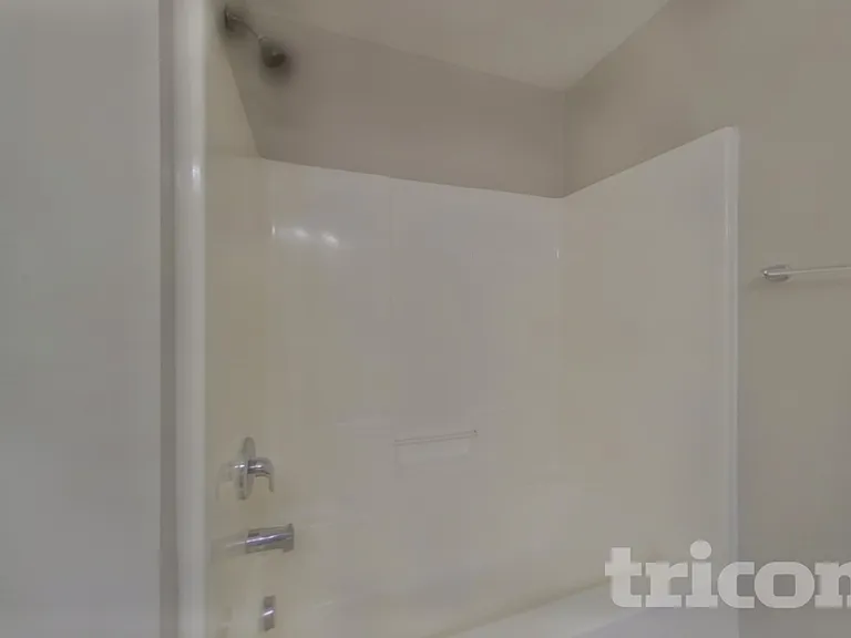 6909 Barefoot Forest Dr — Photo 20