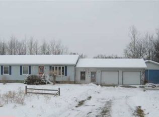 10273 Willard Rd, Millington, MI 48746