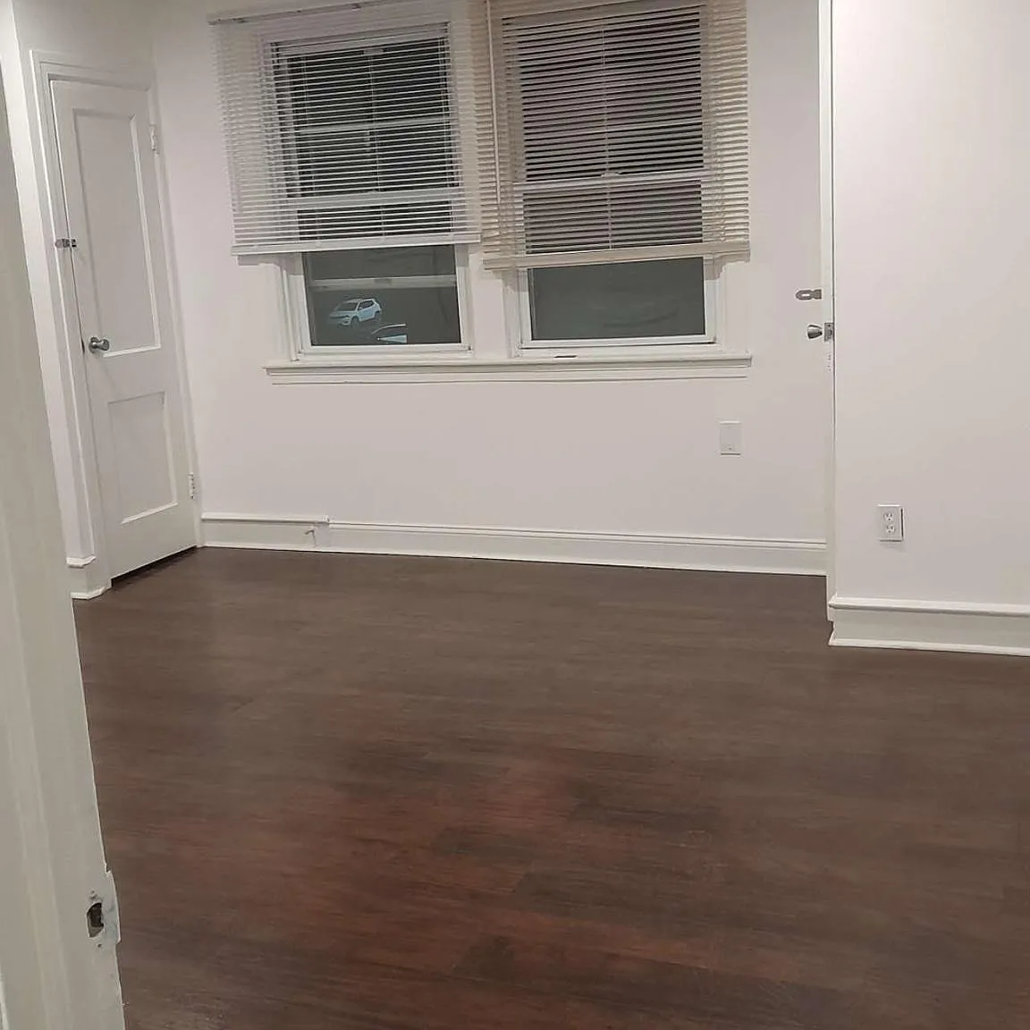 3 bed, 1100 sqft, $1,400 — Photo 2