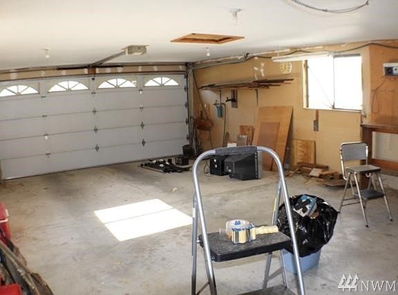 2nd image of 9209 47th Dr NE