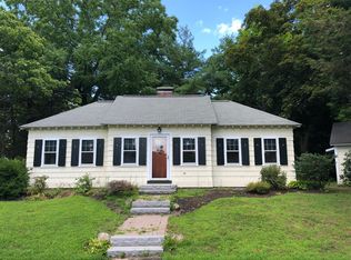 7 Wood Ln, Groton, MA 01450