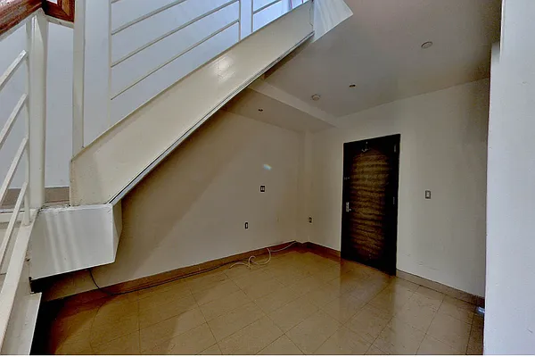 Rented by Corcoran | media 32