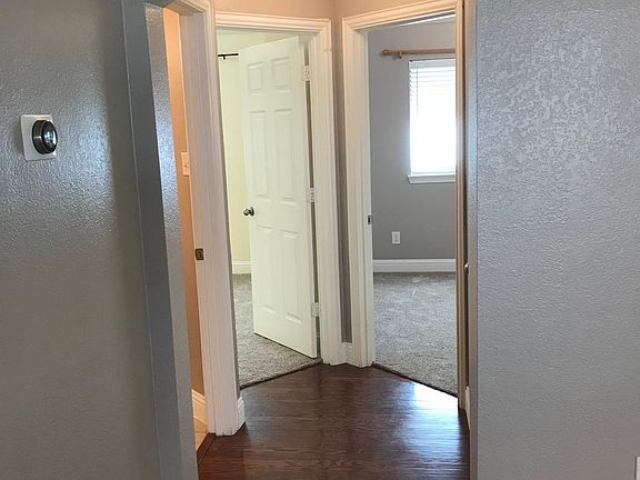 5th image of 6823 Lagoon Dr