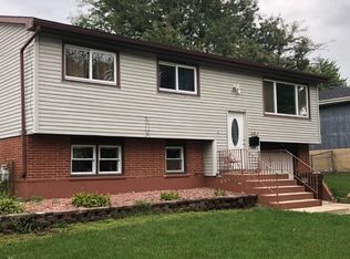 7446 160th Pl, Tinley Park, IL 60477