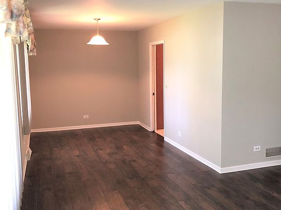 3rd image of 609 S Wisconsin Ave
