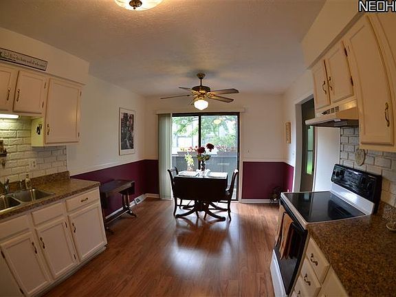 4th image of 34991 N Turtle Trl APT D