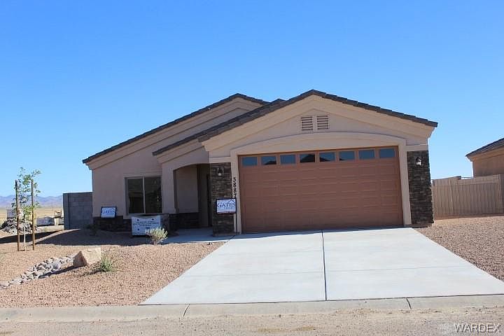 2nd image of 3887 E McVicar Ave