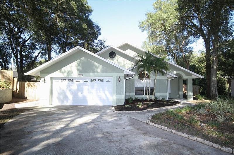 1st image of 132 W Citrus Ct