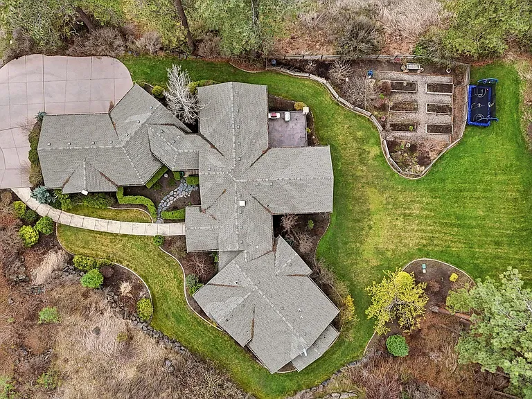 7310 E Hatch Rd — Photo 30