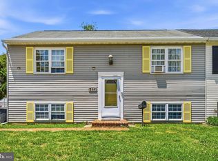 236 Inlet Dr, Pasadena, MD 21122