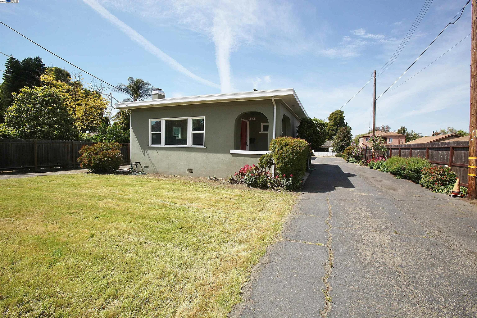 656 Grove Way #658 photo 1