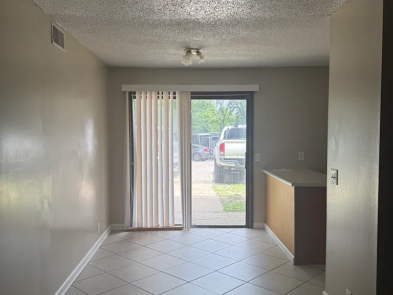 704 Dondee Dr #2 — Photo 2
