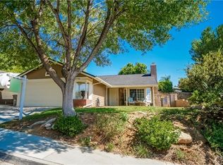 27742 Carnegie Ave, Santa Clarita, CA 91350