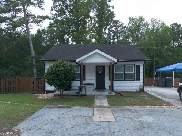 1520 Calvin Davis Cir, Lawrenceville, GA 30043