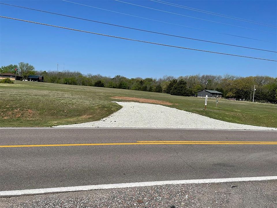 2nd image of 18890 Valley View Rd Lot 8
