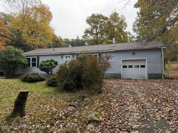 117 Bass Ct, Canadensis, PA 18325