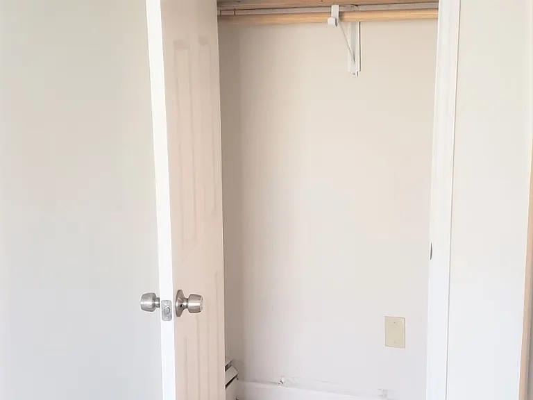 176 McWhorter St #1 — Photo 15