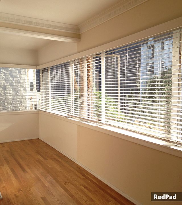 1st image of 656 S Cochran Ave APT 6
