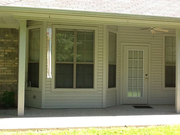 Bay window in eating area