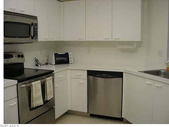 5th image of 2820 Citrus Lake Dr APT 103