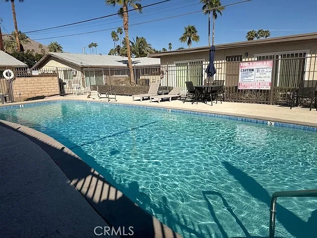 2 bed, 900 sqft, $1,995 — Photo 3