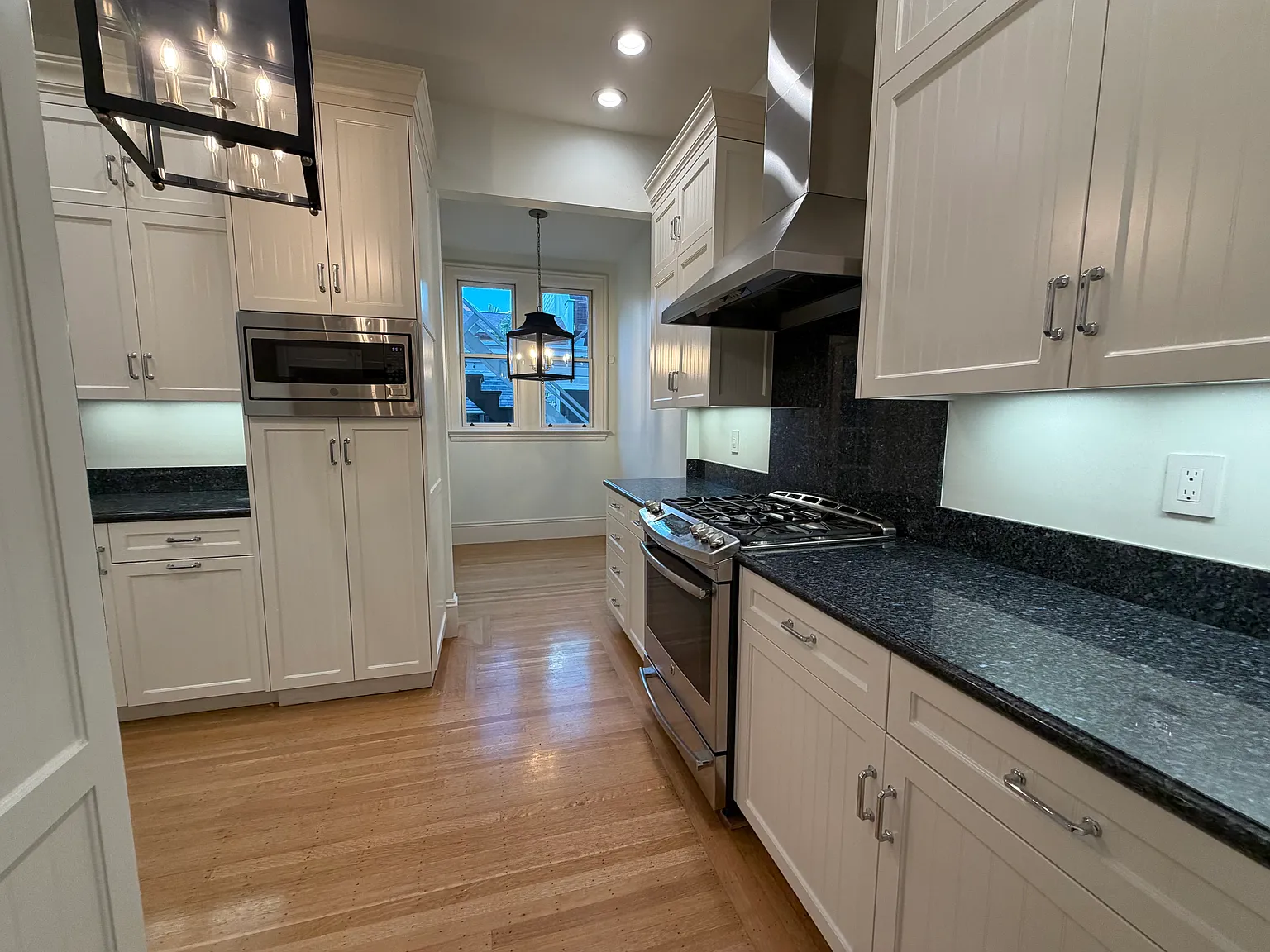 22 Hill St — Photo 3
