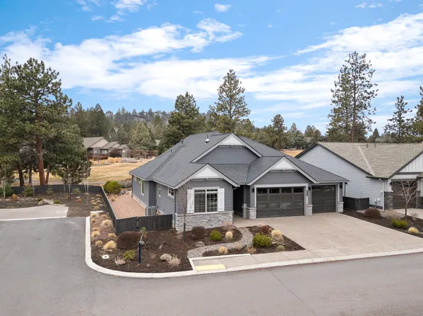 3031 NW Hidden Ridge Dr, Bend, OR 97703