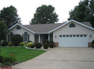 3812 Hermitage Ln, Saint Peters, MO 63376