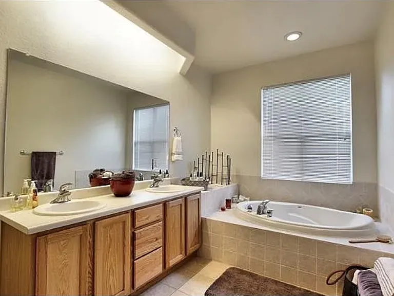 Master bath