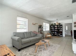 225 E 41st St, Hialeah, FL 33013