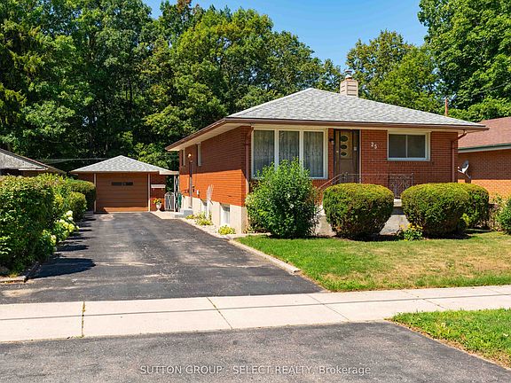 5th image of 25 Gladstone Ave