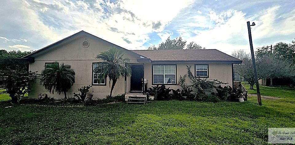 1st image of 10601 W Sathire Cir