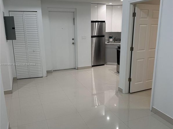 hialeah-florida-2119555508 picture