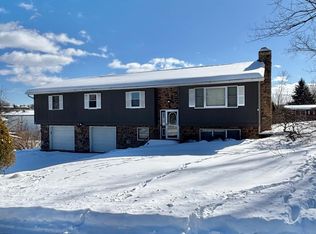 7 Hillside Dr, Duncansville, PA 16635