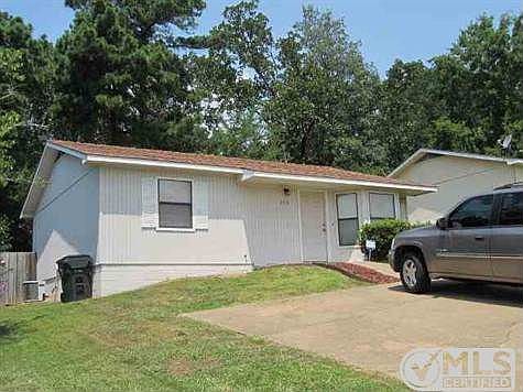 1st image of 209 Rockyreef Cir