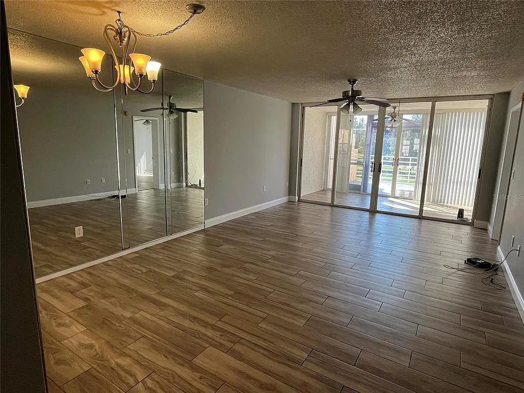 4460 Fairways Blvd — Photo 3
