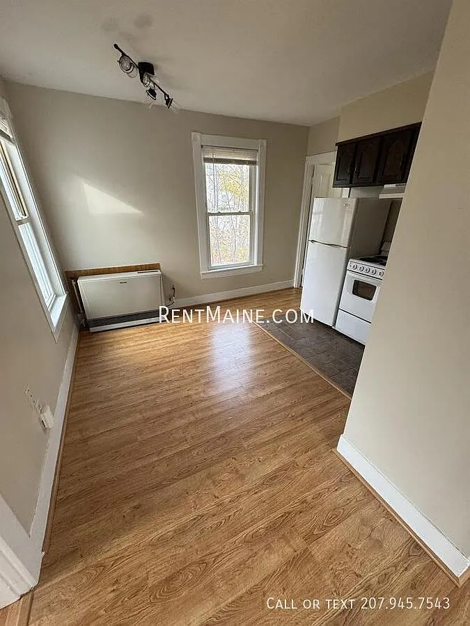 1 bed, $1,200 — Photo 1