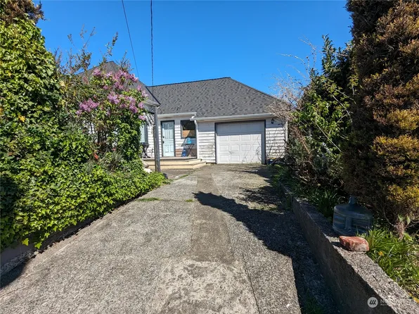 429 W 6th Street, Aberdeen, WA 98520