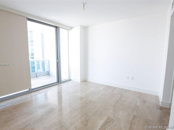 4th image of 200 Biscayne Boulevard Way APT 3213