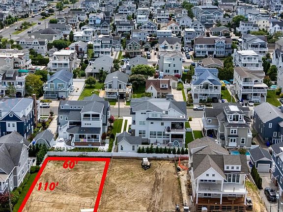 4th image of 228 56th St
