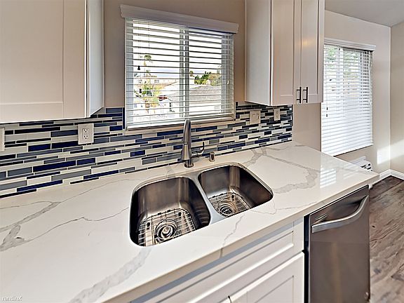 3rd image of 4514 52nd St APT 6
