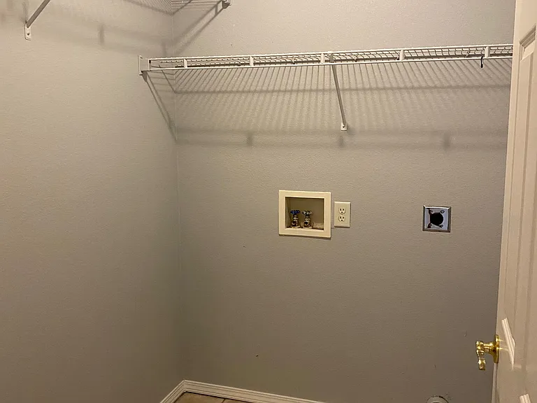 1011 Sunflower St — Photo 6