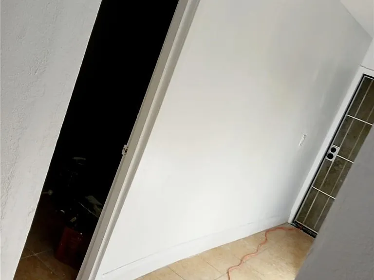 687 Karesh Ave #3 — Photo 5