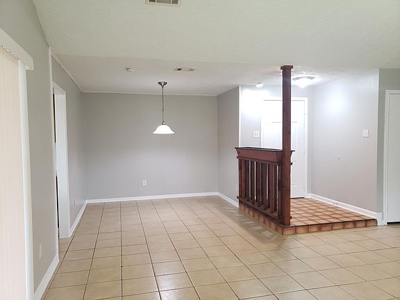 3rd image of 16315 Quail Place Dr
