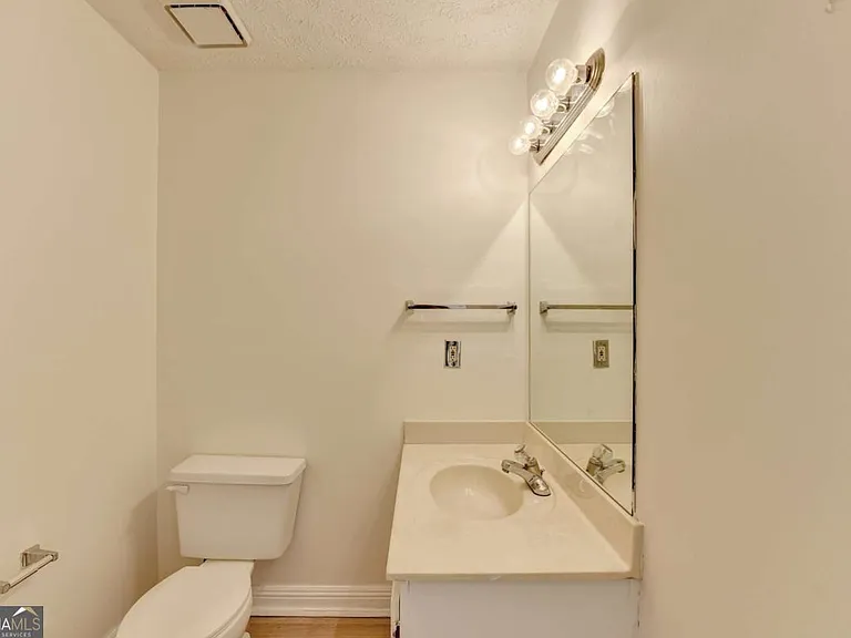 3945 Genoa Ct — Photo 33