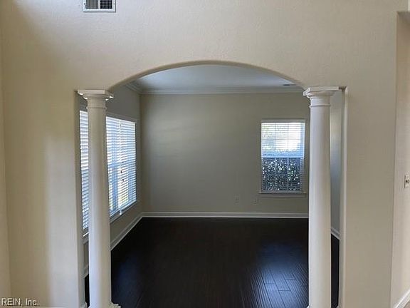 5th image of 3236 Marengo Dr