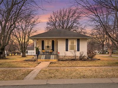 126 S Oak St, Gardner, KS, 66030